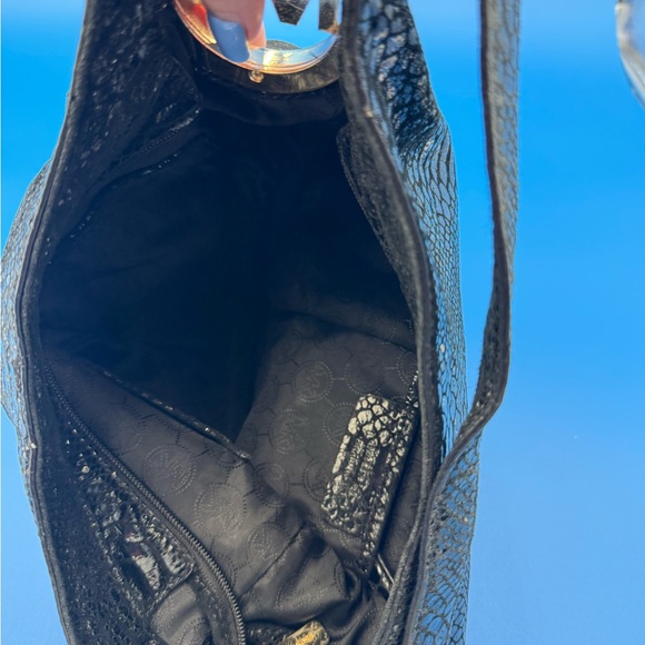 Michael Kors Black Textured Shoulder Bag - Picture 5 of 6